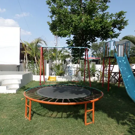 Gandharv Garden 2* Koregaon